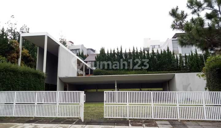 RUMAH RESOR DAGO PAKAR, FOREST HILLS VIEW GUNUNG