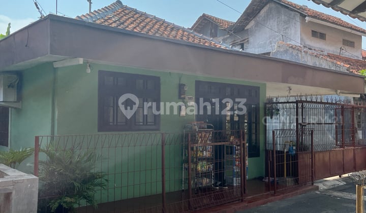 Rumah Gg Dahlia - Satria - Kesambi