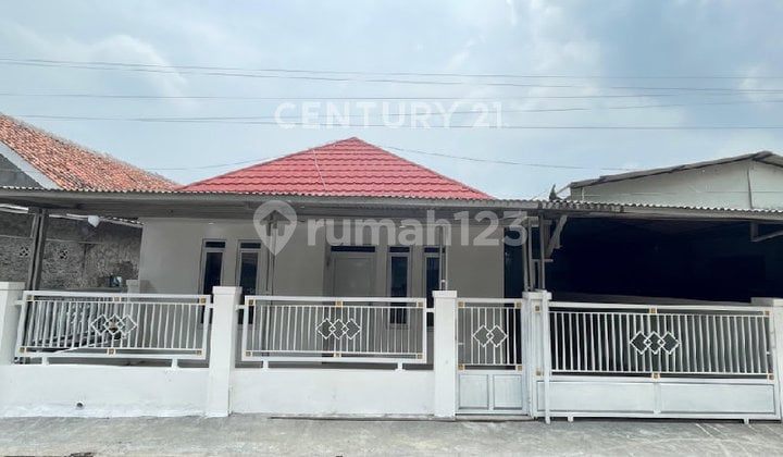 Rumah Luas Cocok untuk Hunian Keluarga Lokasi Gg Pelita Pegambira