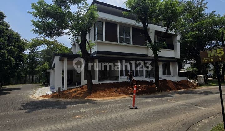 New House Naturale - Foresta Bsd Hoek, Modern Contemporary