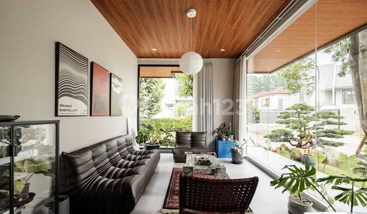 FOR SALE: SUPER NICE INDEPENDENT HOUSE BUILDING IN GREENCOVE BSD