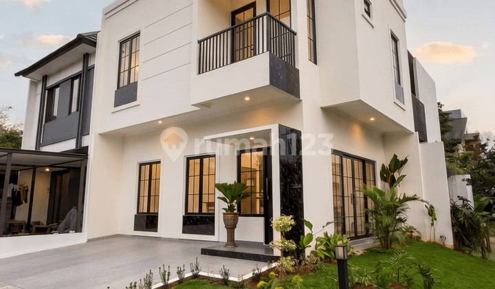 New House Posisi Hoek Kireina Park BSD View Lapangan Basket