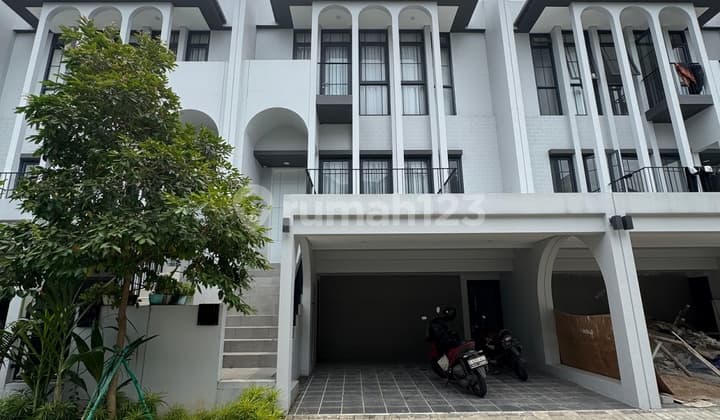 Dijual Rumah Greenwich Park Cluster Aether Bsd City