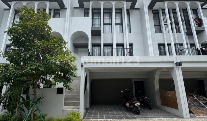 For Sale Greenwich Park Cluster Aether House, BSD City