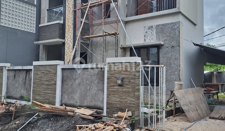 Rumah 2 Lantai Luas 229m2 Jl. gunung andakasa Denpasar Bali