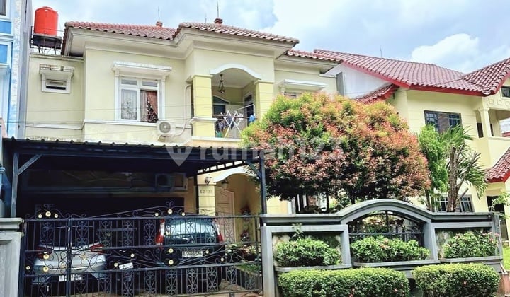 Rumah Siap Huni Bebas Banjir di Raffles Hills Cibubur