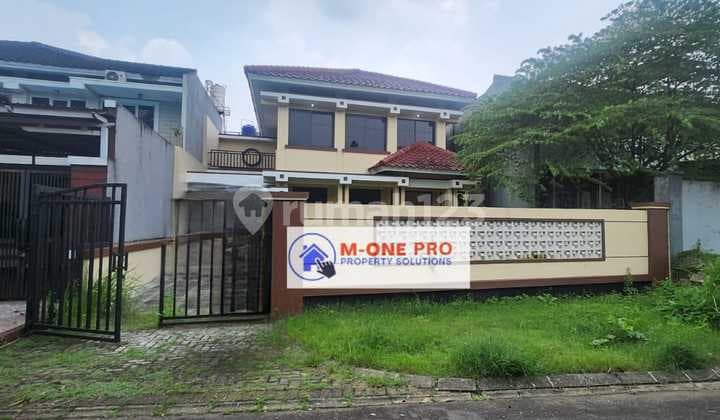 Di Jual Rumah Posisi Jalan Utama