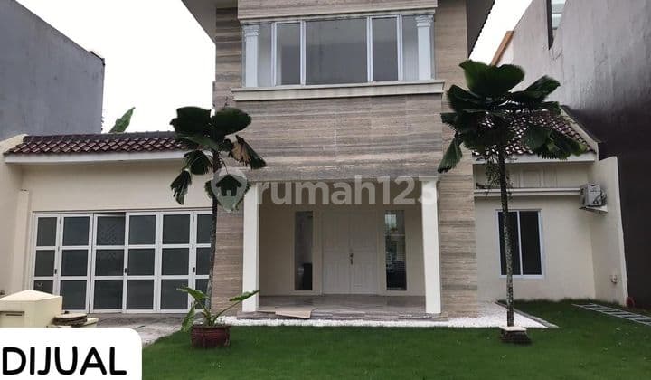 Dijual Rumah Cantik 2 Lantai Letak Strategis di Pondok Jagung