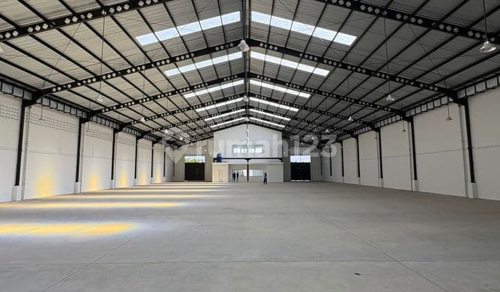 Disewakan Cepat Gudang Baru Siap Pakai di Laksana Business Park. Pakuhaji Tangerang.