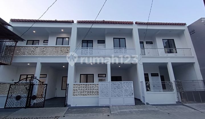 Dijual Rumah 2 Lantai Siap Huni di Kota Harapan Indah
