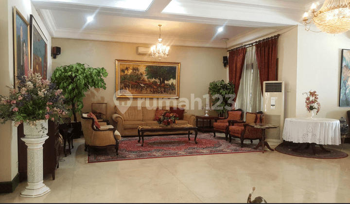 Dijual Rumah di Menteng Lokasi Strategys