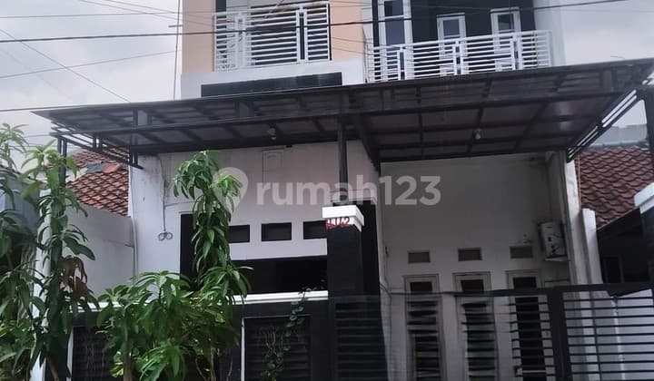 Dijual Rumah Di Harapan Indah Lokasi Strategis