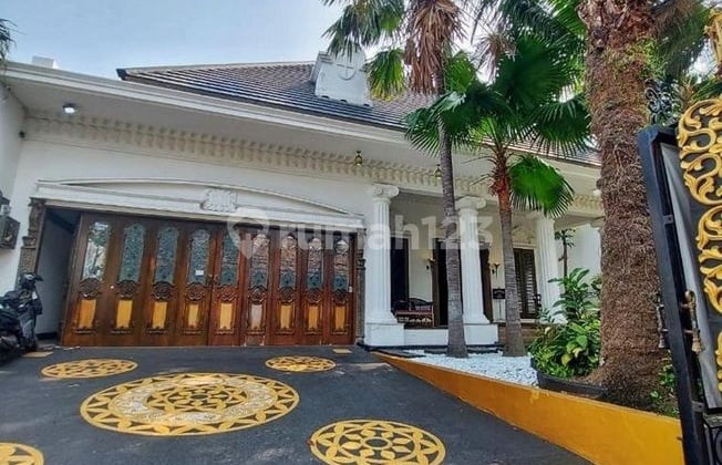 For Sale Luxury Move-In Ready House in Menteng Central Jakarta