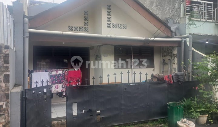 Dijual Rumah di Patal Senayan Lokasi Strategys Dijual Rumah di Patal Senayan Lokasi Strategys