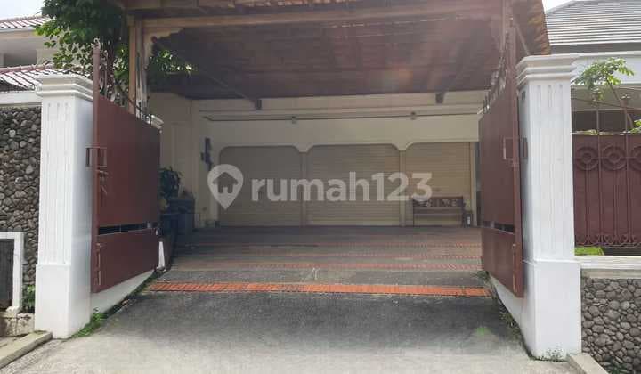 Dijual Rumah Lama di Menteng Jakarta Pusat