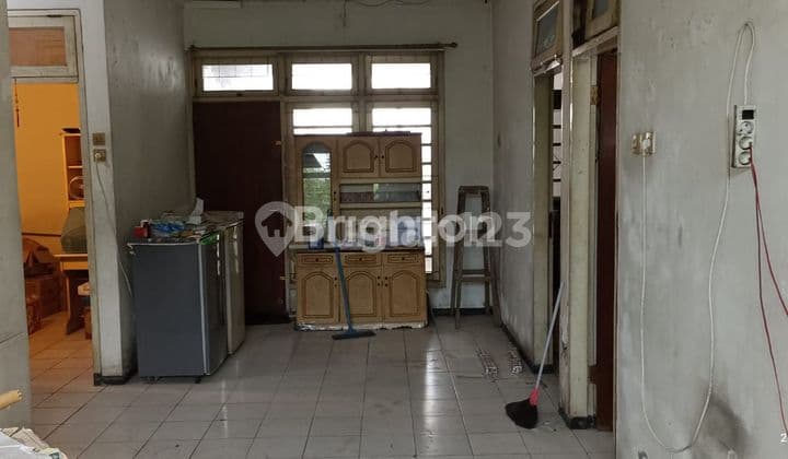 siwalankerto permai sangat dekat ke kampus petra cocok untuk kos2an