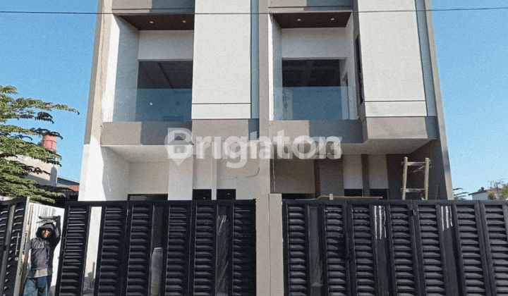 Tenggilis Mejoyo Dekat Ubaya dan Chicoo New Gress Murah