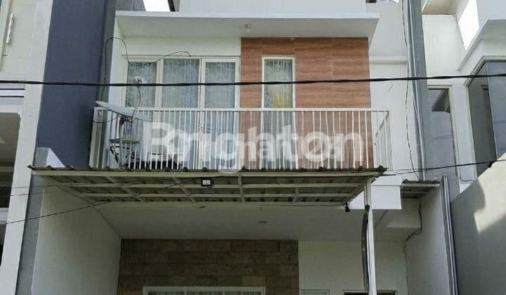 Tenggilis Mejoyo Murah Minimalis Modern