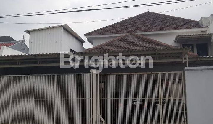 Manyar tompotika siap huni minimalis Manyar tompotika siap huni minimalis