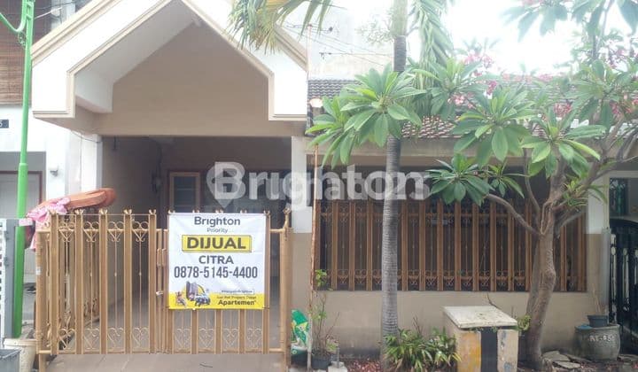 Ready-to-Occupy Mulyosari Tengah: Rare and Affordable