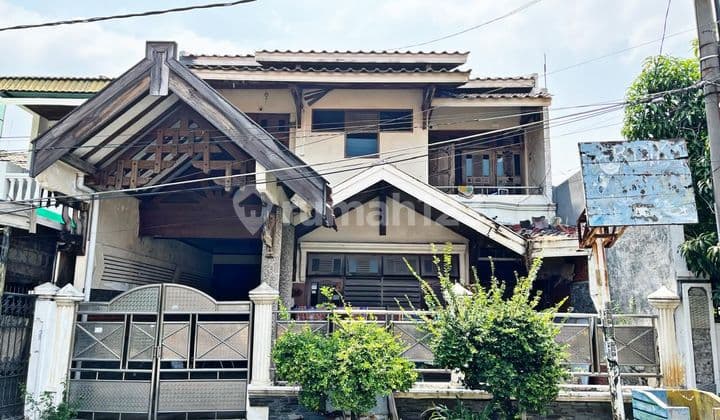 Affordable Manyar Indah, Wide Row, Negotiable