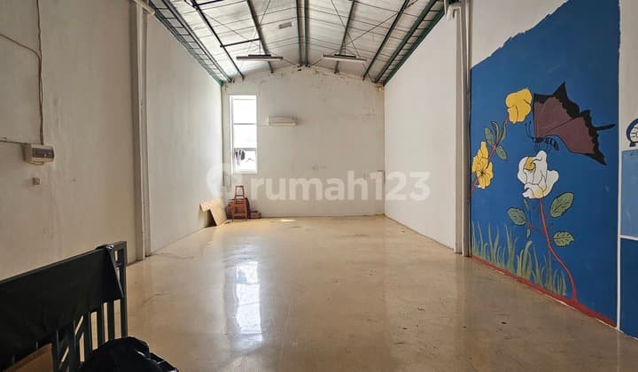 Bizpark Daan Mogot Warehouse Two Floors 180 M2 Good