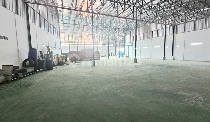 Gudang H Mansyur Kavling B Cipondoh Luas 1212 M2 Bagus