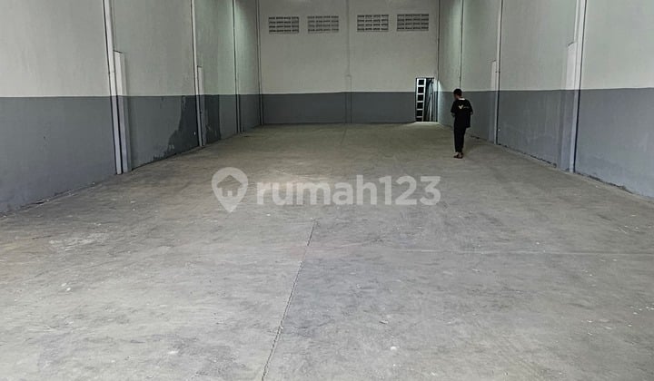 Gudang Sedayu Bizpark Daan Mogot 9X45 Siap Pakai