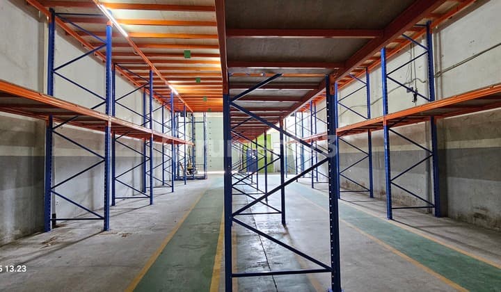 Sedayu Bizpark Daan Mogot - Optimal Area with Elevator Two Floors Good