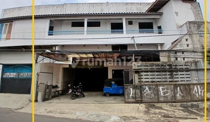 Disewakan Ruang Usaha, 2 Lantai , Luas 672M2 di Cipinang Muara