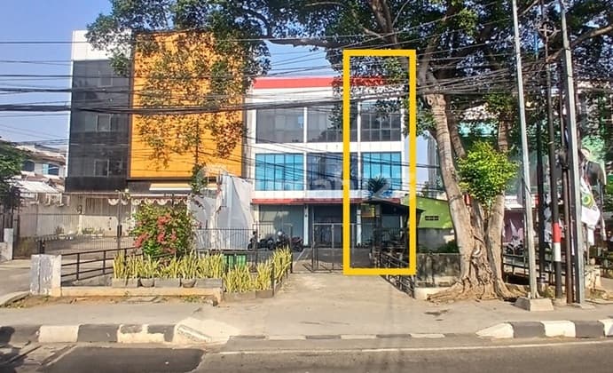 Disewakan Ruko 3,5 lantai di Jl. Raya Pasar Minggu