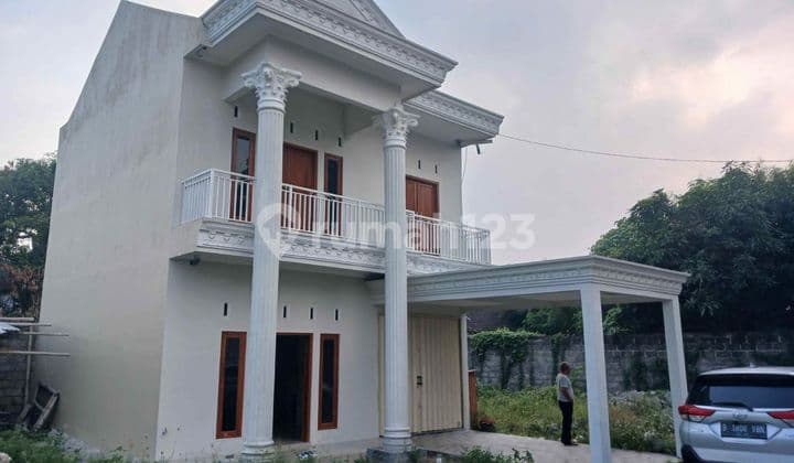 Rumah 2 lantai, 145/100 di Jl. Ringroad Selatan Yogyakarta