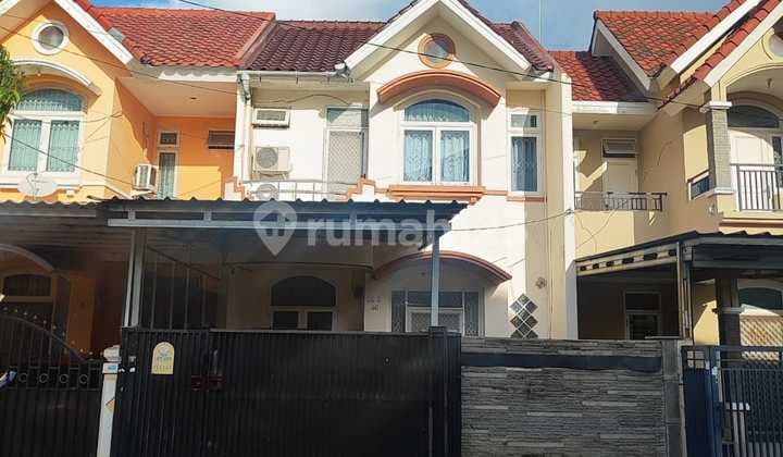 Dijual Rumah 2 Lt 6x18 Depan Taman Taman Surya 5