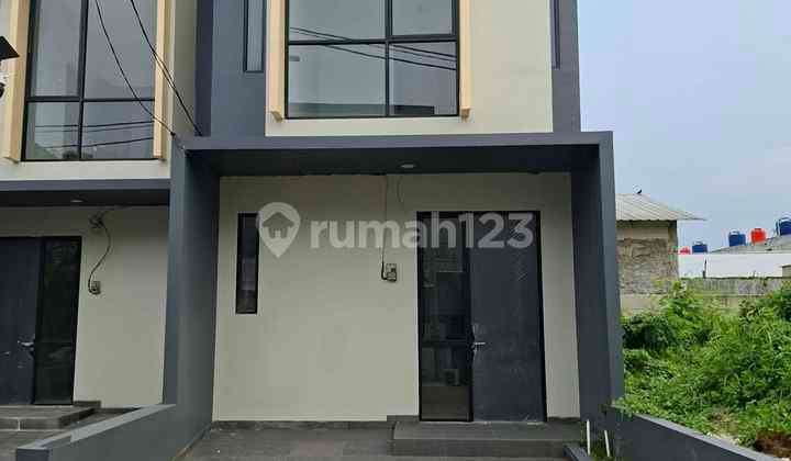 For Sale: New 2-Story House, Facing North, Park Residence