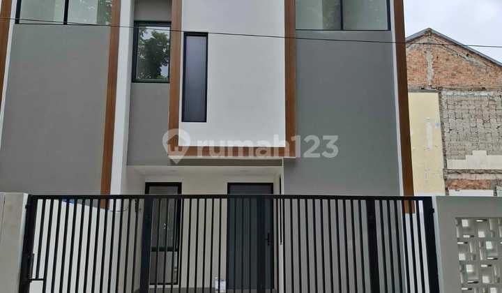 Rumah Baru, 3 Lantai, Citra Garden 2