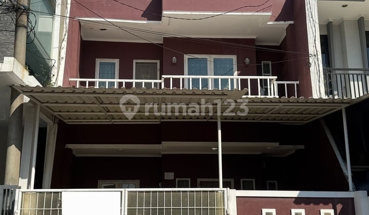 For Sale Ready-to-Occupy 2-Story House Taman Surya 5