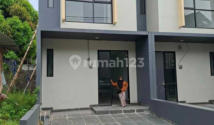 Dijual Rumah Baru 2 Lantai Cluster Park Residence