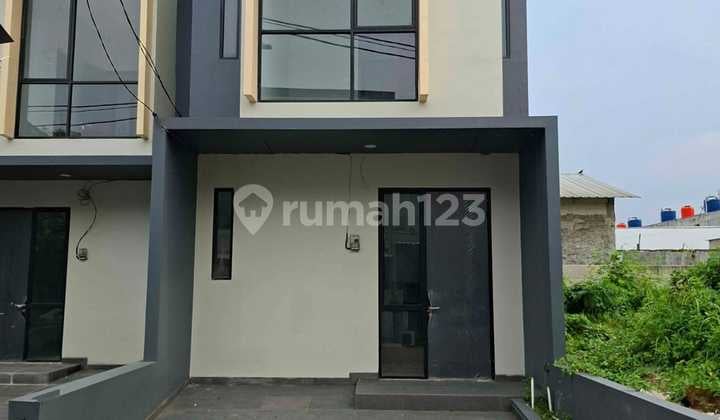 Rumah Baru di Park Residence, 5X15, 2 LT, 3 KT, 3 KM, Hdp Utara