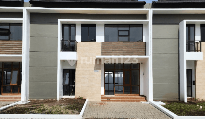 Rumah 2 Lantai siap huni di Buah Batu Square Dekat Pintu Tol Buah Batu