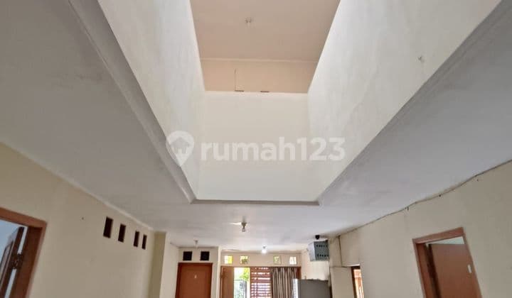 Dijual Cepat Rumah Kosan 12 Kamar Dekat Stasiun Rawa Buntu