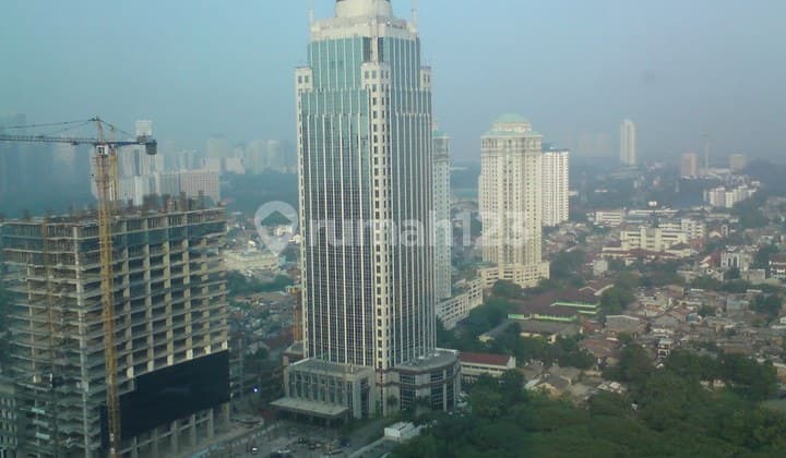 Sewa Ruang kantor Furnished sudirman luas 300 meter.