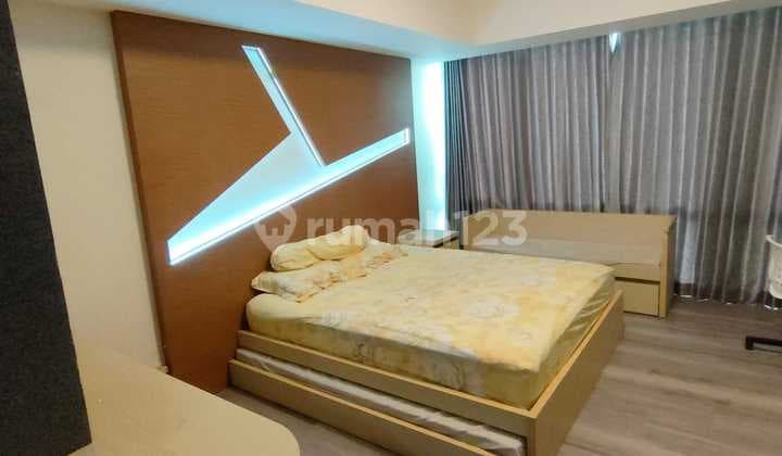 U Residence 3, Studio with East View UPH, Well Furnished, Already Close to UPH