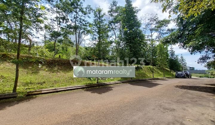 Tanah di Resort Dago Pakar, Bandung 473 M², View Golf N View City