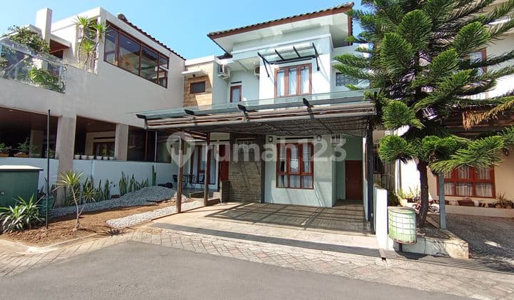 Rumah 2 lantai furnished bagus good view dalam cluster Cigadung