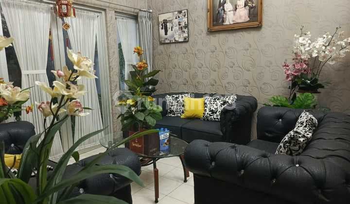 Rumah Full Furnished Bagus SHM Kota Baru Parahyangan