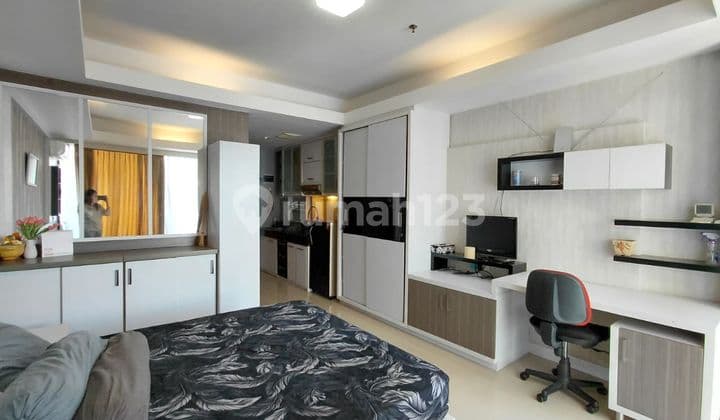 Apartment Beverly Dago type studio Furnished Bagus