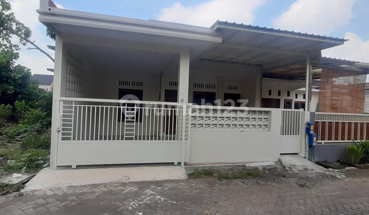 Rumah Arjowinangun Malang Kota Jual Murah Cpt B.u Poll Siap Huni