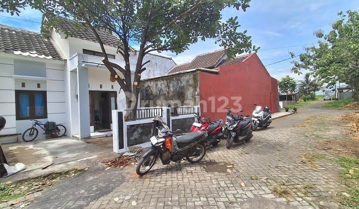 Rumah Murah Tasikmadu Malang Sebelah Kampus Itn 2 Dijual B.u Poll