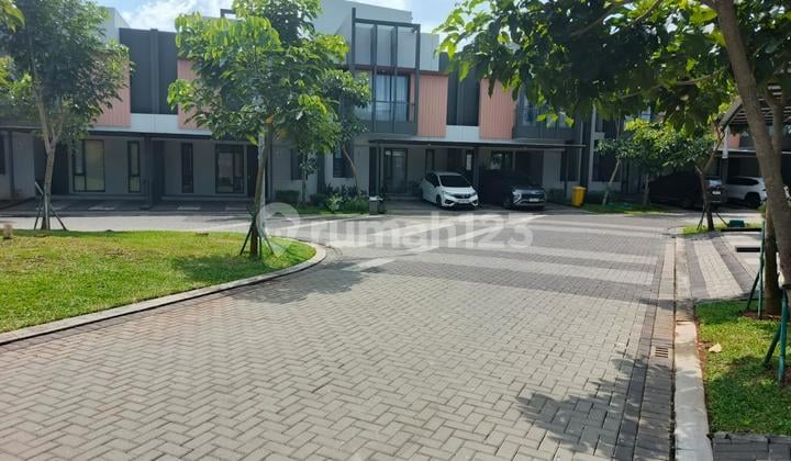 Dijual Cepat Rumah Cantik Rapih Siap Huni 2 Lantai Full Furnish Cluster Breezy House Myza BSD Tangerang