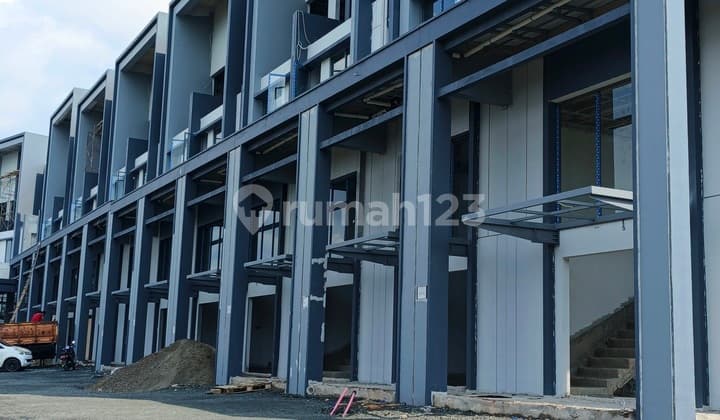 POV: Guaranteed Profit Hudson Studio Loft 3 Floors Manhattan District Gading Serpong Area